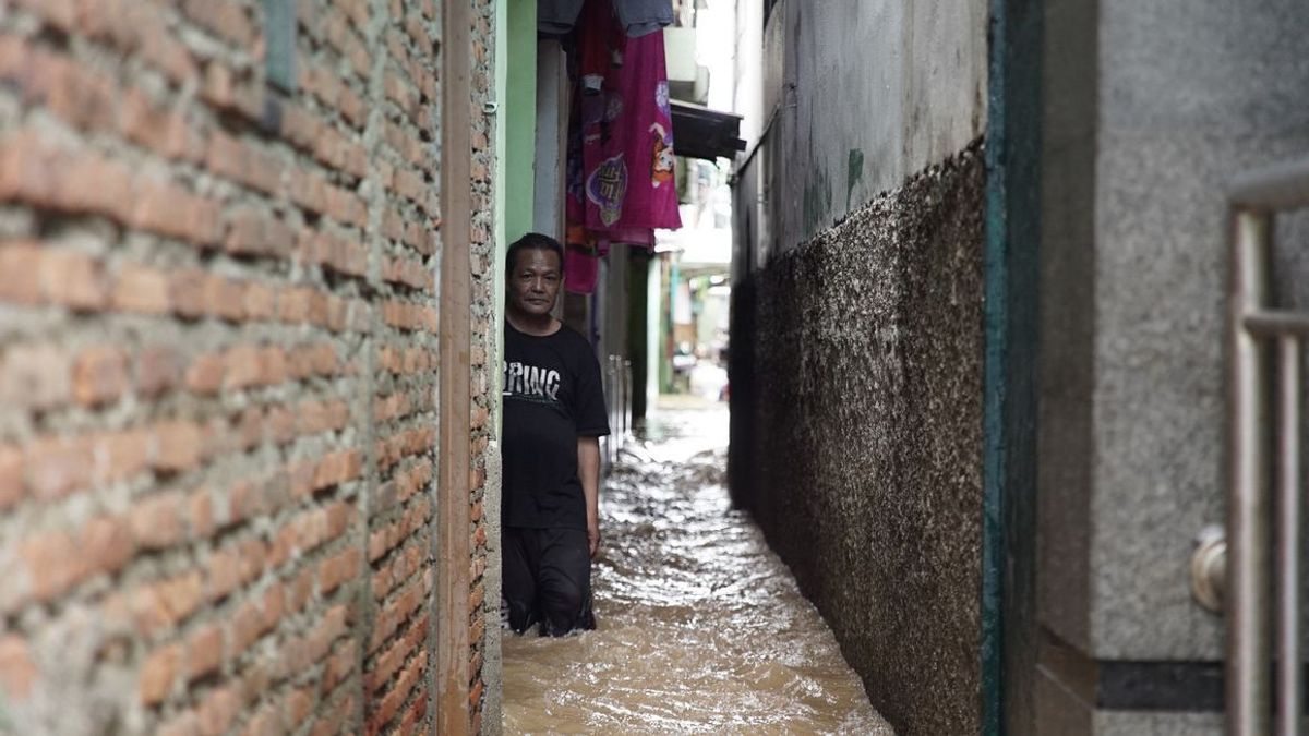 Floods That Soak 34 RTs In Jakarta Have Receded