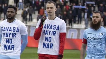 اللاعبون الأتراك يرفضون ارتداء قمصان التضامن الأوكرانية، والسبب مؤلم للقلب