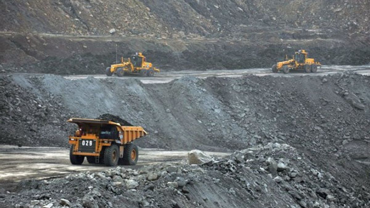 政府が2,065件の鉱業許可を取り消し、目標の98.4%を達成:大半が錫鉱山から