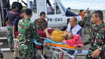 TNI Evakuasi 3 Pasien Darurat dari Bener Meriah ke Banda Aceh