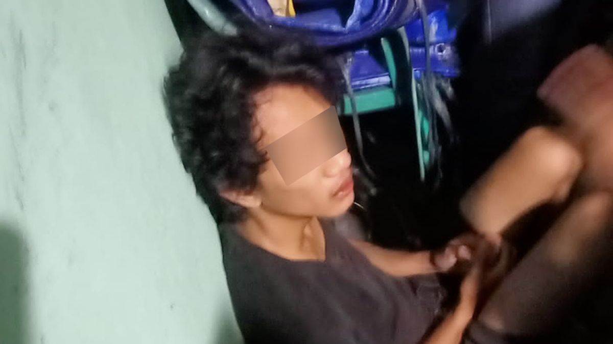 Hiding Under A Chair For Six Hours, A Shop Thief In Matraman Takes Away Millions Of Rupiah
