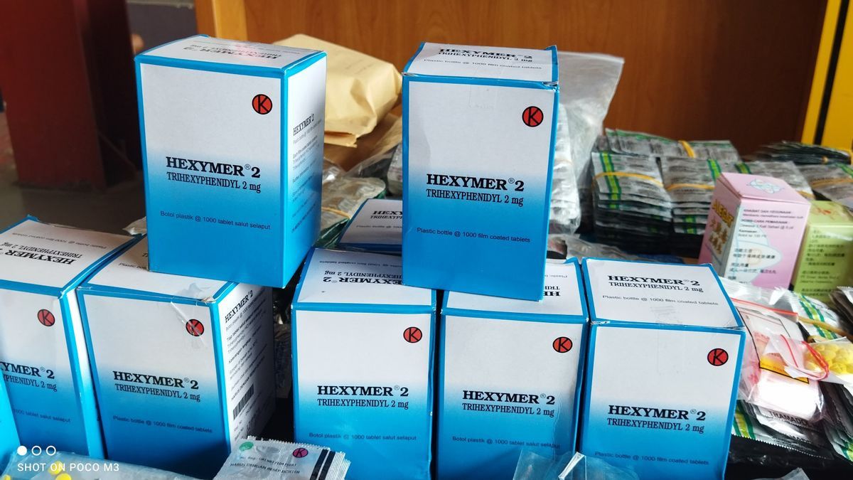 Selling Tramadol And Hexymer Without Permission, Storekeeper In Tangerang Arrested