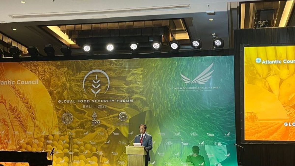 الرئيس جوكوي يتسلم جائزة المواطن العالمي