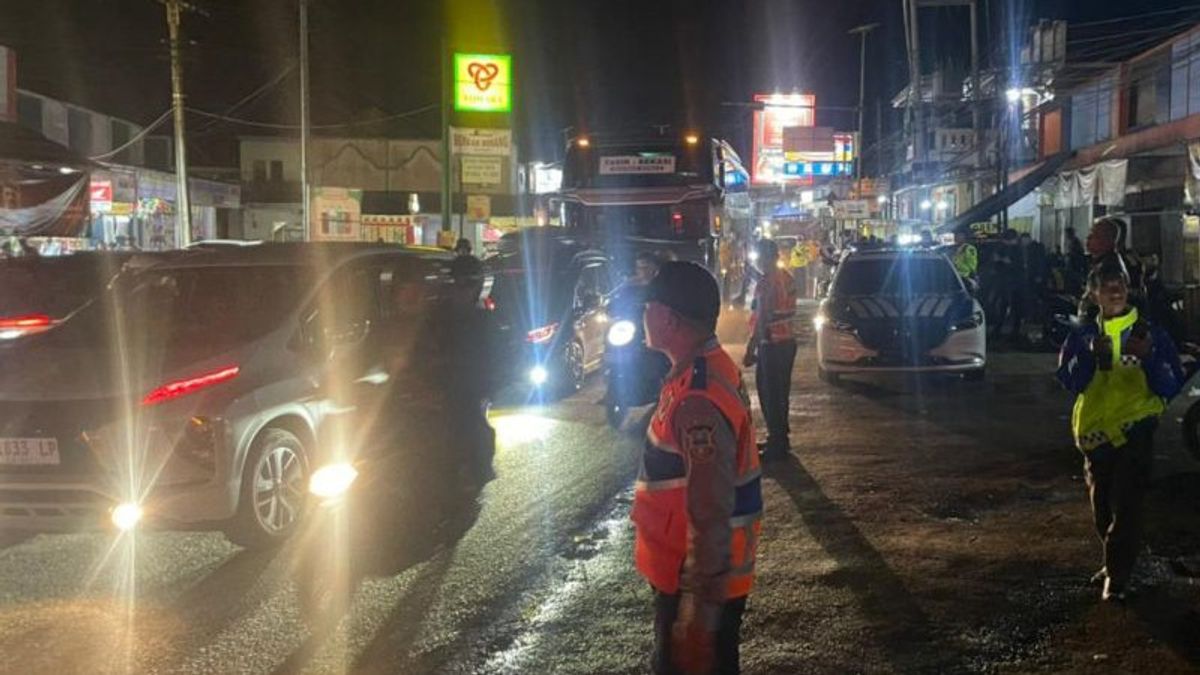 المرور المروري ، الشرطة تنفذ طريقا واحدا متكررا في جالوت