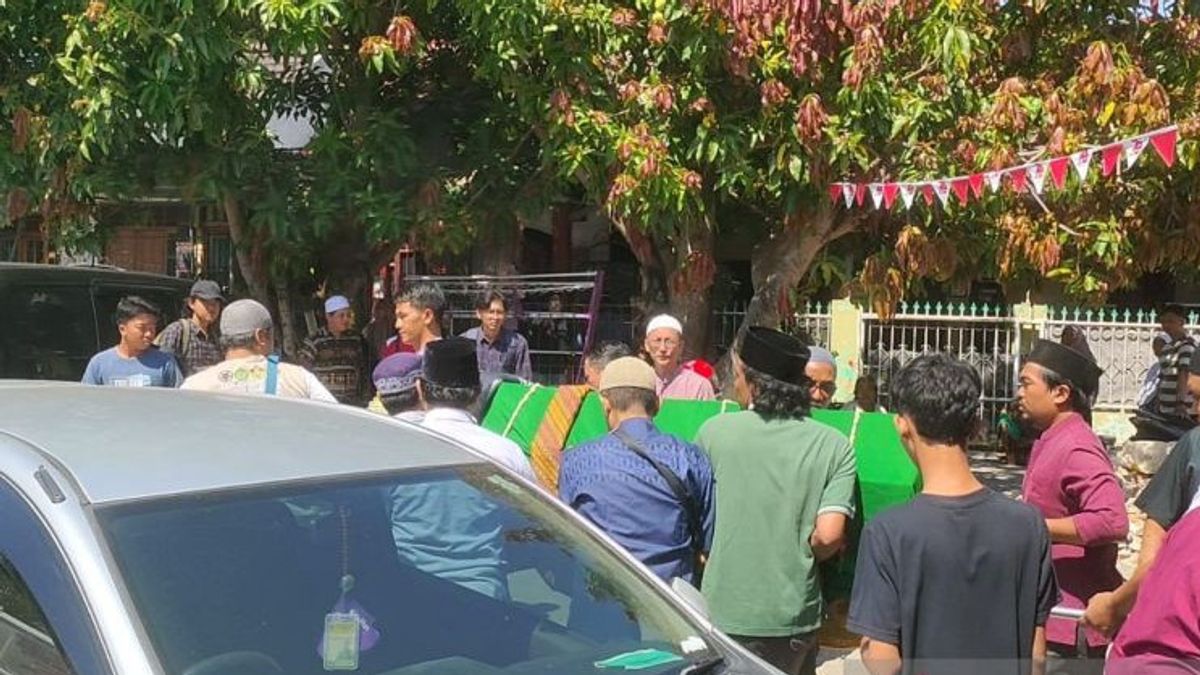 Les freins et les rues extrêmes provoquent un accident qui a tué 4 personnes dans le village de Kuningan