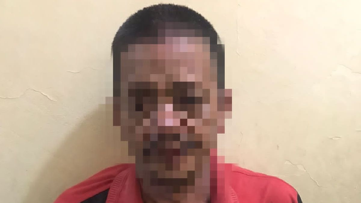 تيغا كابولي ابنه البيولوجي، موظف حكومي في ليباك اعتقلته الشرطة