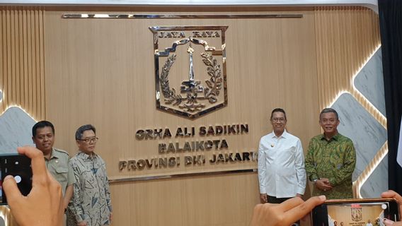 Heru Budi change le nom du bâtiment du bloc G de l’hôtel de ville de DKI jadi Grha Ali Sadikin