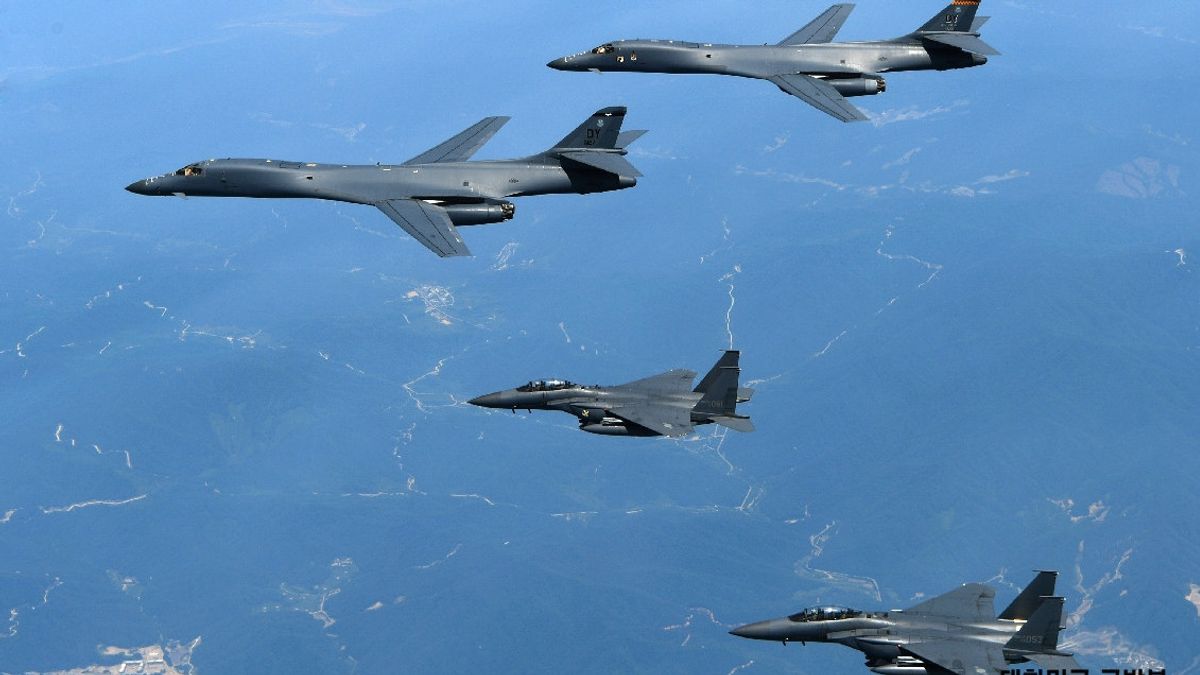 North Korea Joins ICBM, US-Japan-South Korea Holds Air Training: Use F-15 Combat Jets To B-1 Bombers