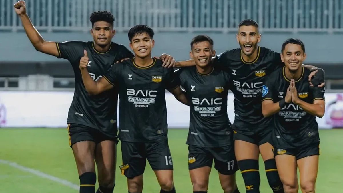 Liga 1 2024/2025: Ciment Padang vs PSIS et PSS Adversaire Dewa United