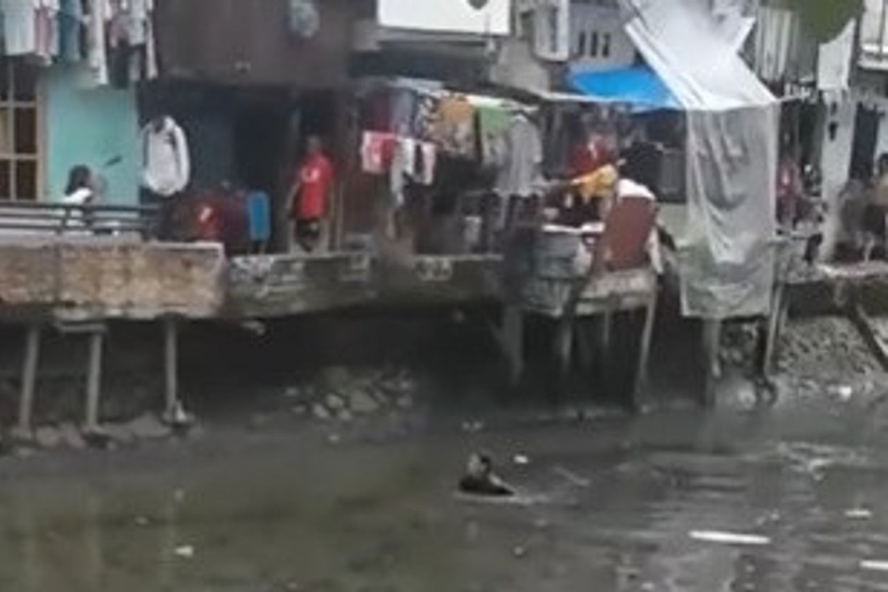 Fearing That His Face Will Be Beaten By A Mob, Jambret Mobile At Johar Baru Nekat Falls To Kali Tanah Tinggi