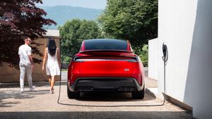 Tesla Luncurkan Model Y Performance di Eropa: Lebih Cepat, Lebih Canggih, dan Siap Gempur Lintasan!