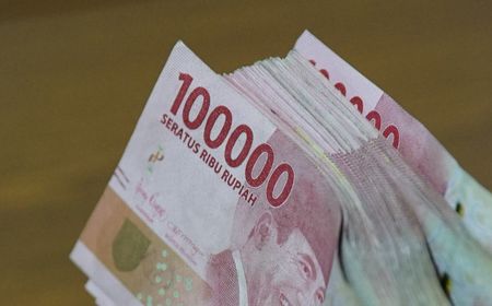 Disuntik Vaksin COVID-19, Rupiah Gagah Perkasa Rabu Pagi