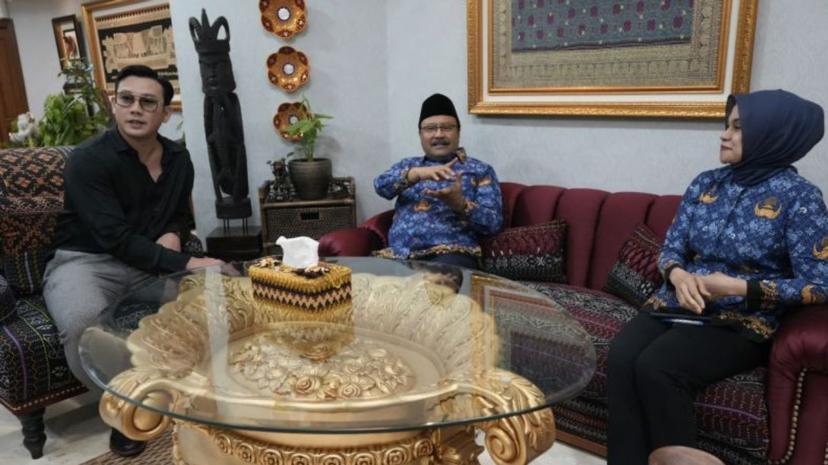 Mensos rencontrera Agus Buntut L’expérience de dons