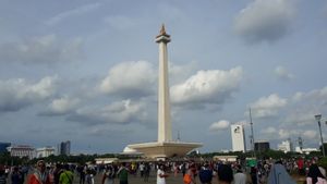 Cuaca Jakarta Didominasi Awan Tebal, Hujan Ringan Turun di Beberapa Wilayah