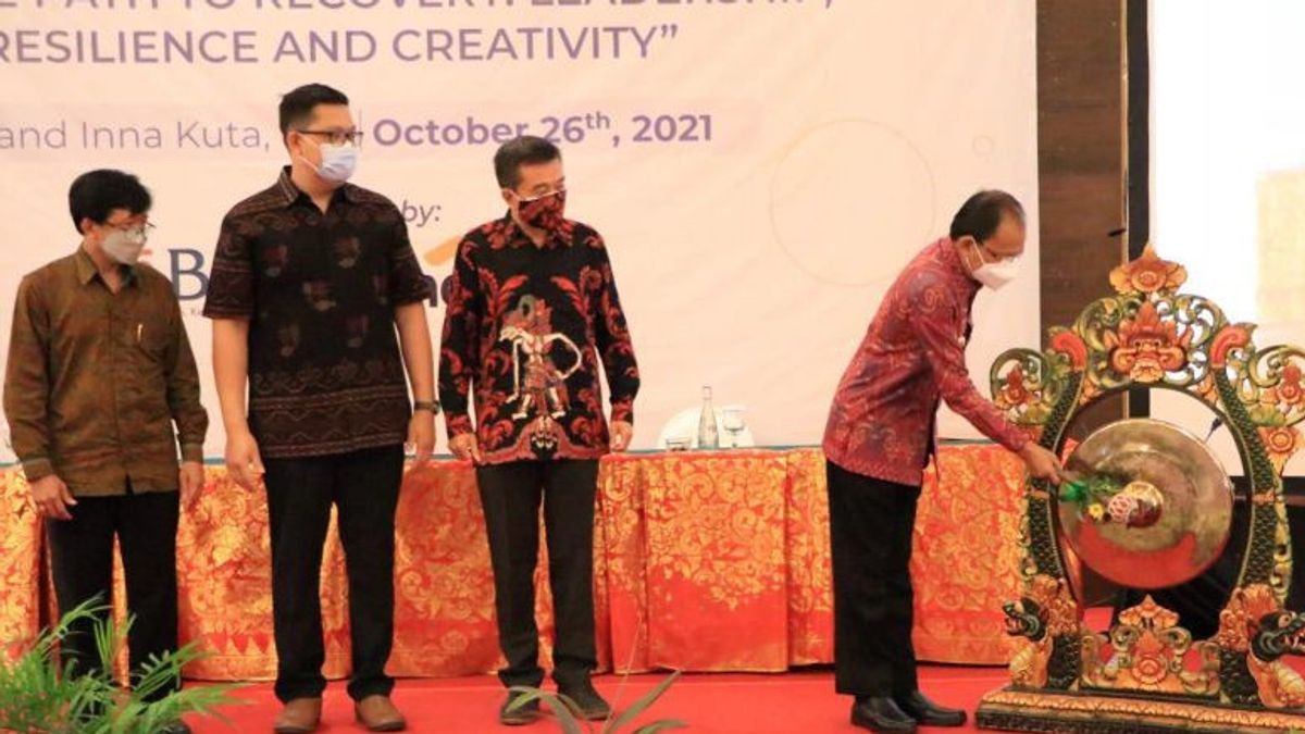 Gubernur Bali Dorong Akademisi Temukan Konsep Baru Pemulikan Ekonomi Pasca Pandemi 
