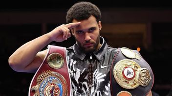 モーゼス・イタウマはオレクサンドル・ウシクに挑戦するように言われた