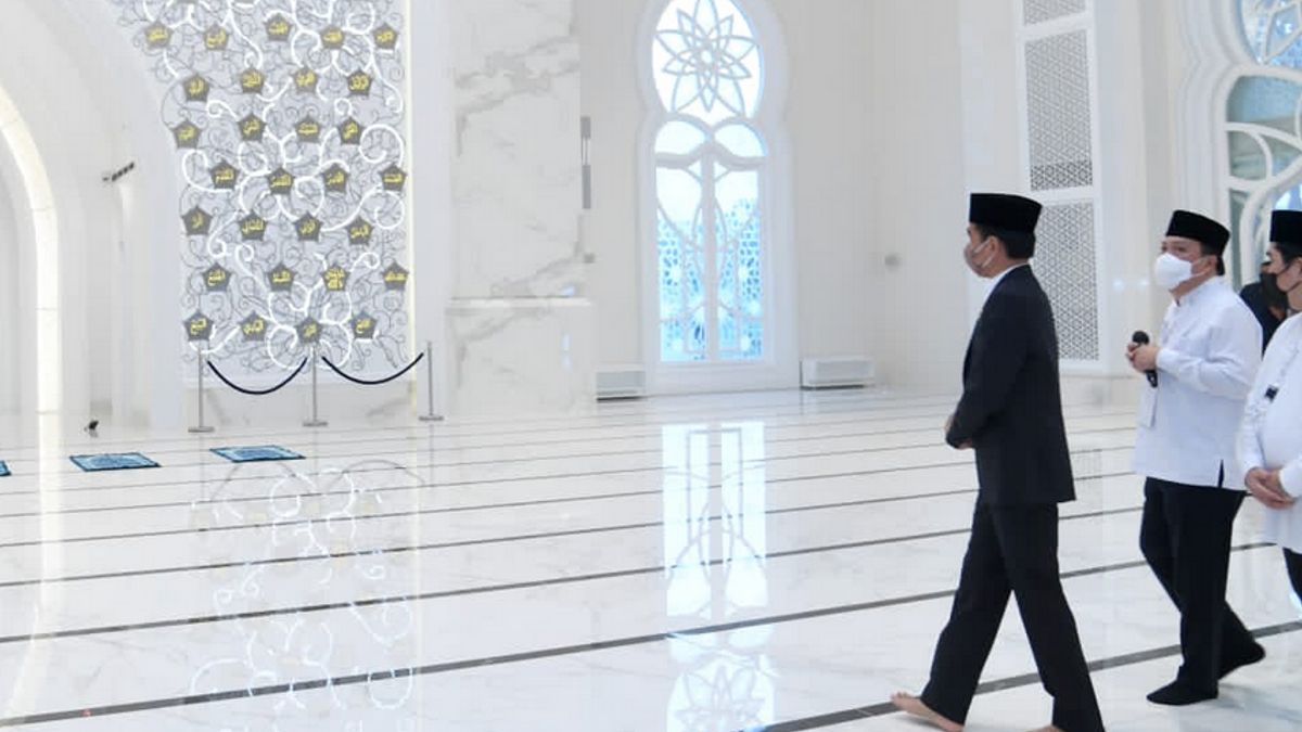 Jokowi Inaugurates At-Thohir Mosque In Depok With Modern Classical Design: May It Be A Shade Place For Brotherhood