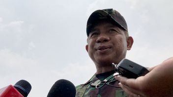 ジョコウィは、TNI司令官候補のアグス・スビヤントにコミュニティを支援するメッセージを残す
