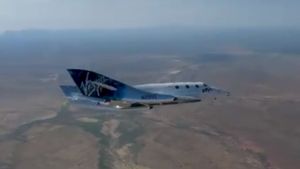 FAA Selidiki Penyimpangan Jalur  Roket Virgin Galactic Saat Terbang Membawa Richard Branson