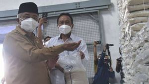 Pembkab Malang Mulai Salurkan Bantuan Beras, Per Keluarga Dapat 10 Kg