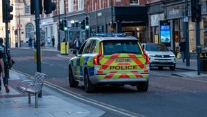Liverpool Supporters Crowded Vehicles Up To 27 People Treated, Police Say Not Terrorism