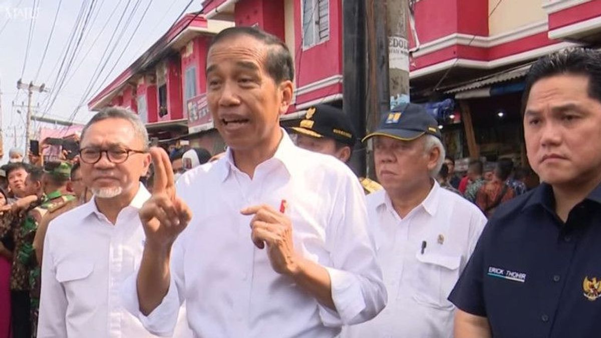 Jokowi Ensures That Road Repairs Are Severely Damaged In Lampung Taken Over By The Ministry Of PUPR If The Regional Government Is Not Able