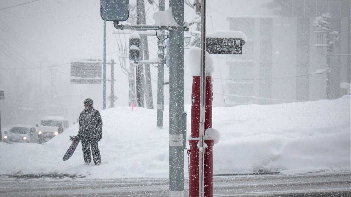 تساقط الثلوج بكثافة في اليابان يقتل 8 أشخاص