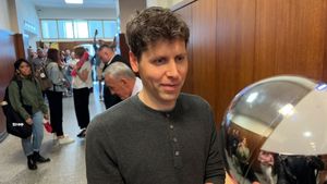Bos OpenAI Sam Altman Sebut Bot Bikin Media Sosial Terlihat Palsu