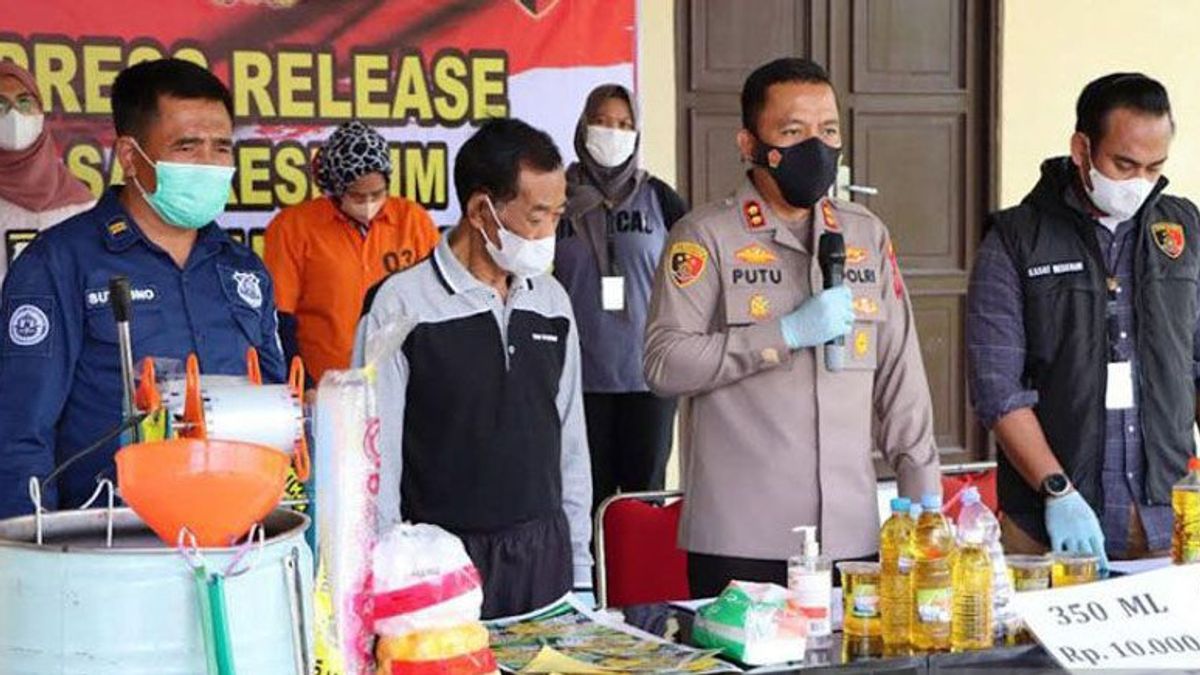 Conjuring Bulk Cooking Oil Into Packaging Women In Mura, South Kalimantan Arrested, Threatened With 4 Years In Prison And IDR 10 Billion Fine