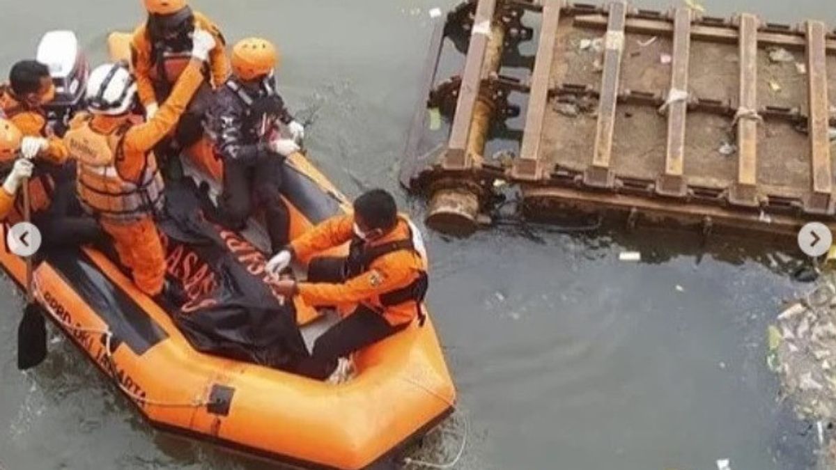 Korban Tenggelam di Kanal Barat Ditemukan, Saksi: Korban Ceburkan Diri untuk Hindari Tawuran