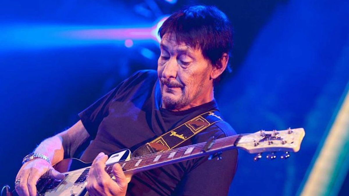 Chris Rea Penulis Lagu <i>Driving Home For Christmas</i> Meninggal Dunia di Usia 74 Tahun