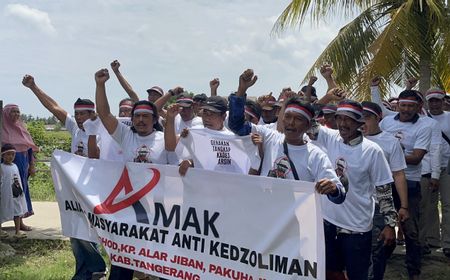 Aksi Massa Mengaku Dikepung Preman Suruhan Kades Kohod Arsin