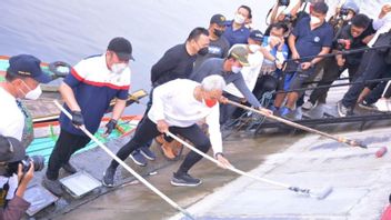 Gubernur Sumsel dan Wali Kota Terjun Bersihkan Sungai Sekanak-Lambidaro, Spesial Dihadiri Ganjar Pranowo