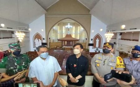 Masuk 4 Gereja di Solo, Gibran Detail Tinjau SOP Prokes, Pastikan Keamanan dan Kenyamanan Jelang Natal Terjamin