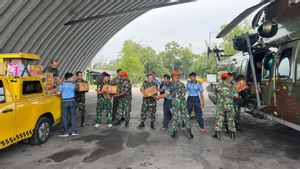 Helikopter Caracal TNI AU Distribusikan Bantuan di Sibolga