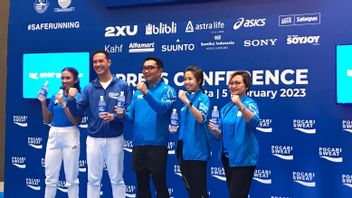  100 个同时在 Pocari Run 2023 的旗帜城市