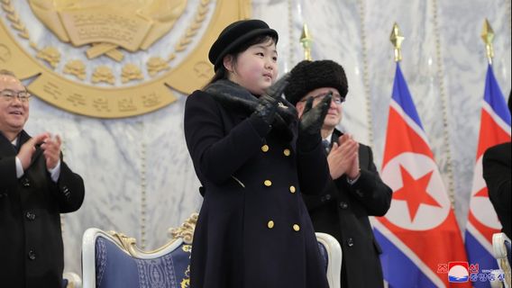 Kim Jong-un's Daughter Reportedly Prepared To Become North Korean Leader