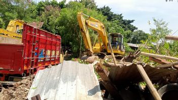 Victims Of Demolition Of Houses In Pulogebang Cakung Feeling Cheated By Land Mafia