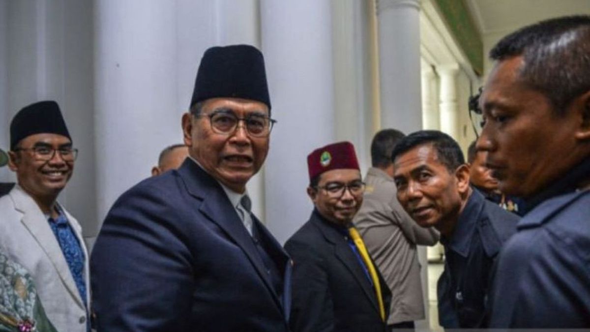 Panji Gumilang's Pretext To Lucky Hakim Regarding Al Zaytun's 'closed' To Protect Assets