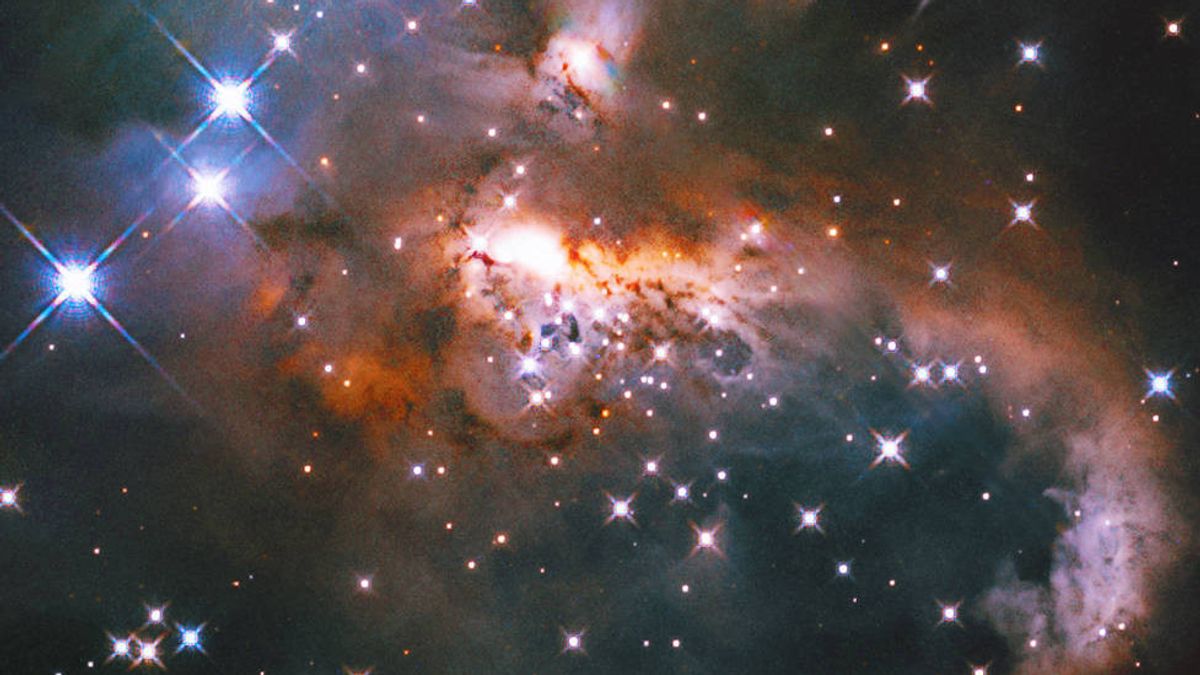 Le Télescope Hubble Capture Une Vue Unique De La Nébuleuse Du Bonhomme De Neige