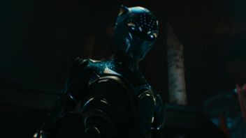 شخصية غامضة تظهر في النمر الأسود: واكاندا إلى الأبد 