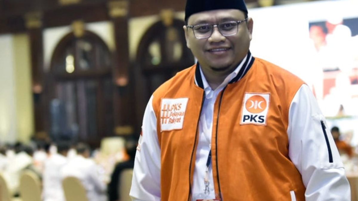 具有KKN潜力,PKS Tolak Keras Gubernur Jakarta 由总统任命