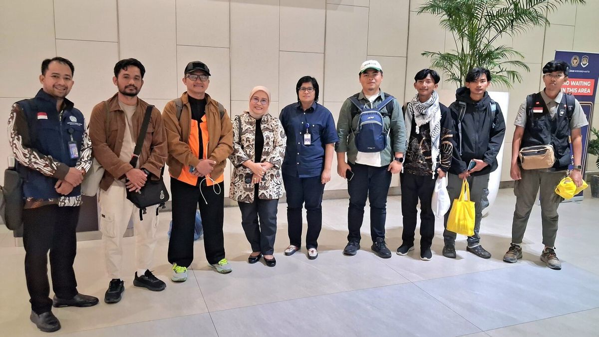 WNIの到着を促進する外務省 グローバルボランティアスムドランドコンボイ、1つはまだイスタンブールにあります