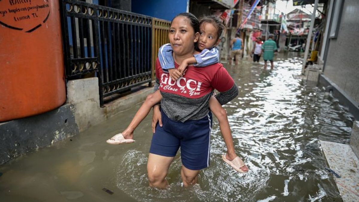 mardi matin, 4 RT à Jakarta est toujours inondé de Rob jusqu’à 70 centimètres