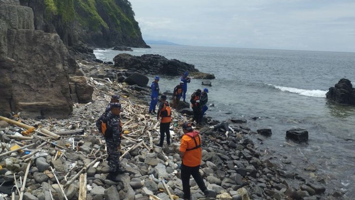 Penumpang Lompat dari KMP Dorothy Ditemukan Tewas di Pulau Sangiang