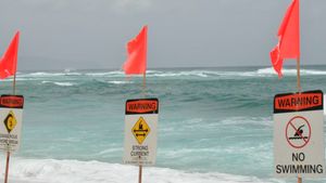 Jepang Cabut Peringatan Tsunami Kecuali di Hokkaido dan Okinawa
