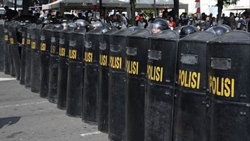 Menebak Motif Perusakan Pos Polisi di Jakarta