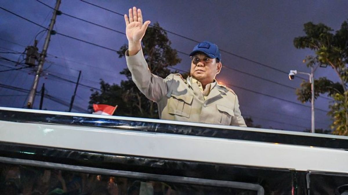 Prabowo And Members Of The Night Cabinet At The Magelang Military Academy Complex