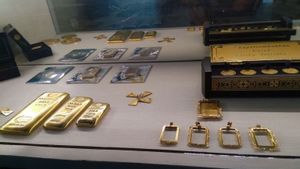 Antam Siap Beli Emas dari Hasil Tambang Rakyat yang Legal