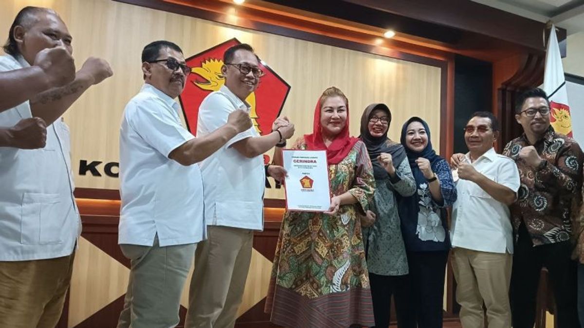 Le maire de Semarang Mbak Ita P viens d’inviter la colonisation de Gerindra à des élections
